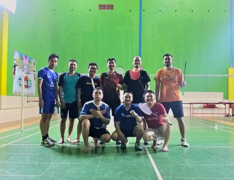 BRI Pemalang Bangun Kekompakan Karyawan Lewat Olahraga Badminton